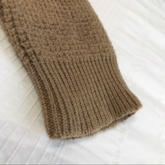 ARITZIA WILFRED FREE TAN 100% MERINO WOOL CREWNECK SWEATER -M - Picture 5 of 10